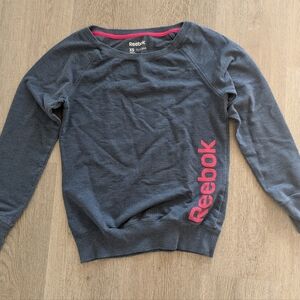 XS Reebok sweatshirt